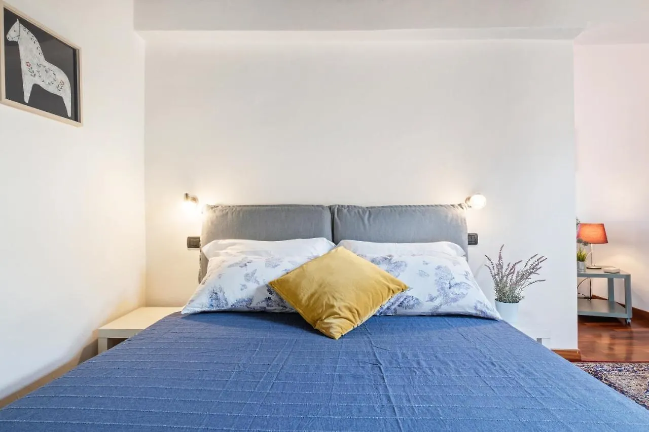Piazza Dei Tribunali Apartment Болонья